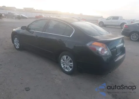 2010 Nissan Altima S z USA, uszkodzony, nr VIN 1N4AL2AP9AN474591